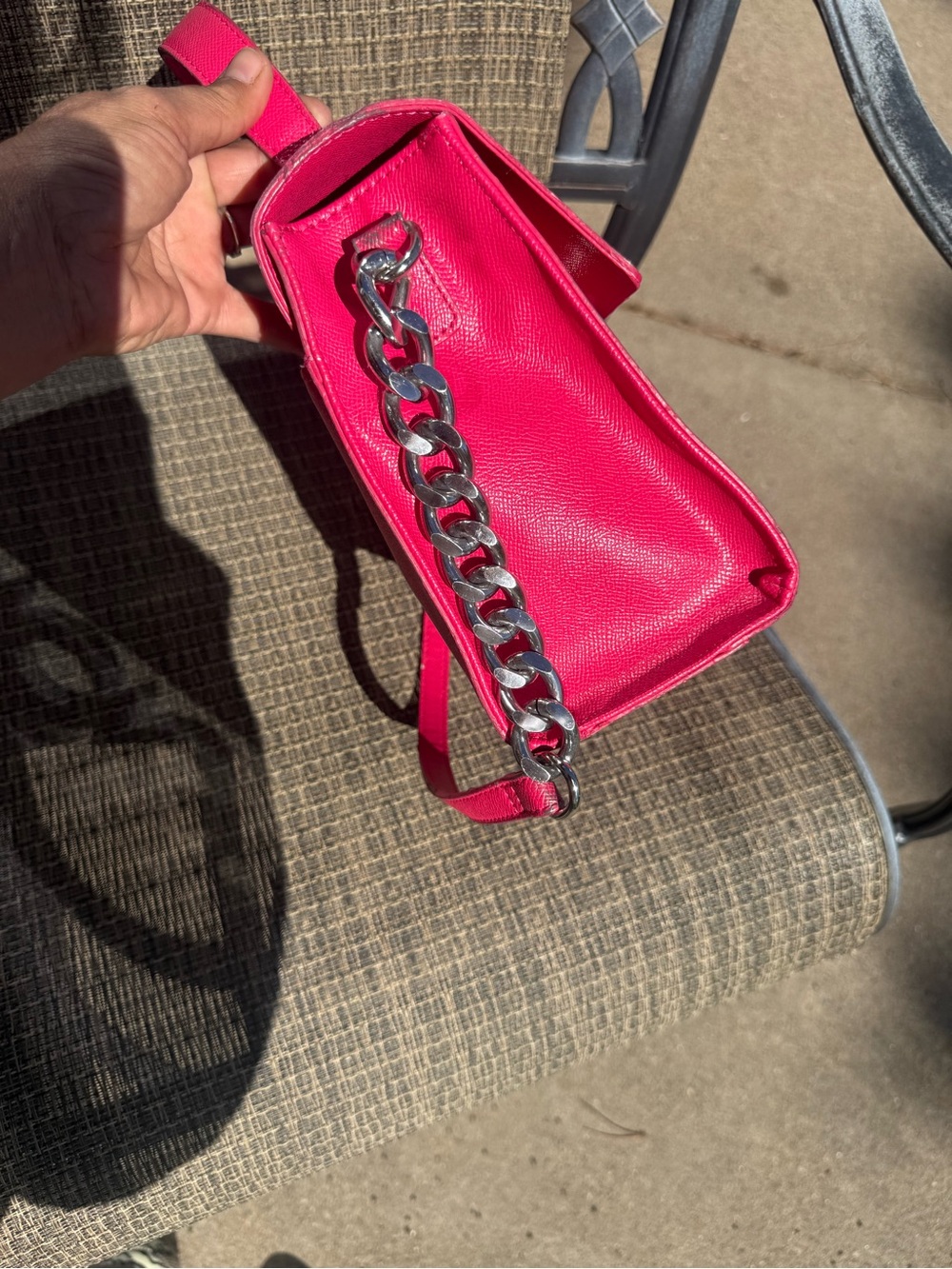 GUC Betsey Johnson Devin Shoulder Bag With Chain Hot Pink Bow - Picture 4 of 10